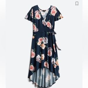 FORTUNE + IVY
Irene Faux Wrap Brushed Knit Maxi Dress. Worn twice . Plus size 3x